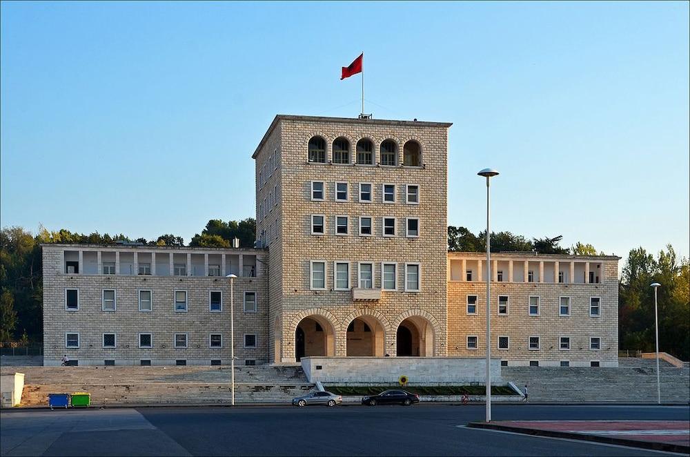 City 5 Hotel Тирана Екстер'єр фото
