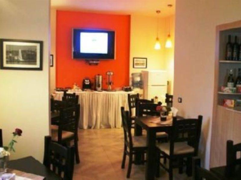 City 5 Hotel Тирана Екстер'єр фото